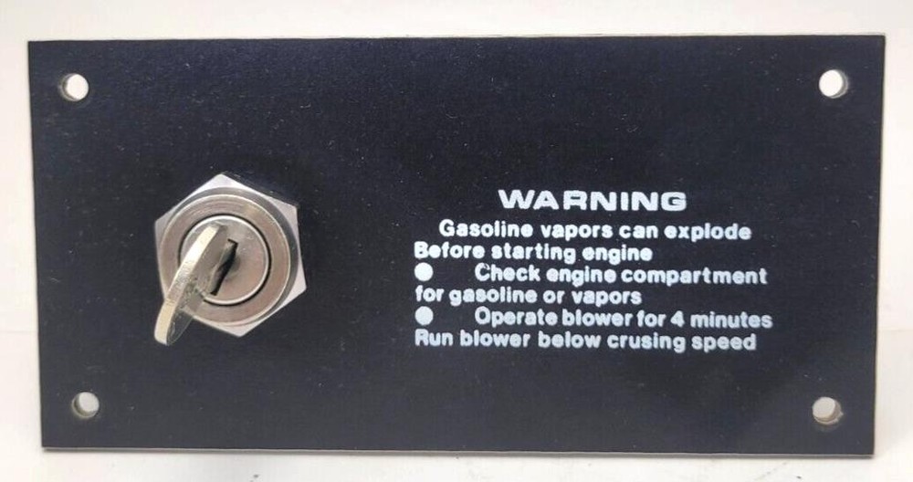 Sterndrive/Inboard Key Switch and Key With Mount Plate