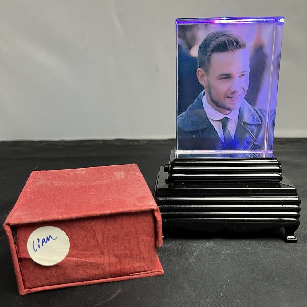 Liam Payne One Direction Crystal Photo Cube Lighted Base With Box