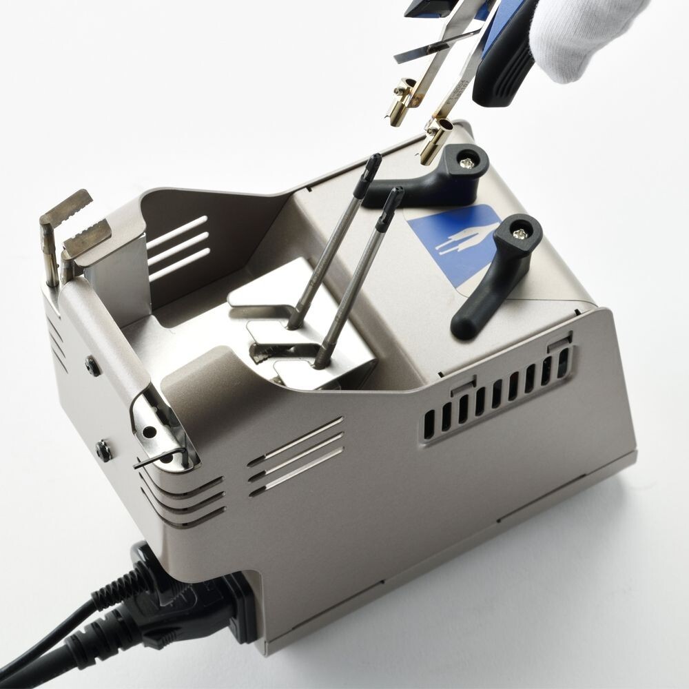 HAKKO FT802-03 Thermal Wire Stripper