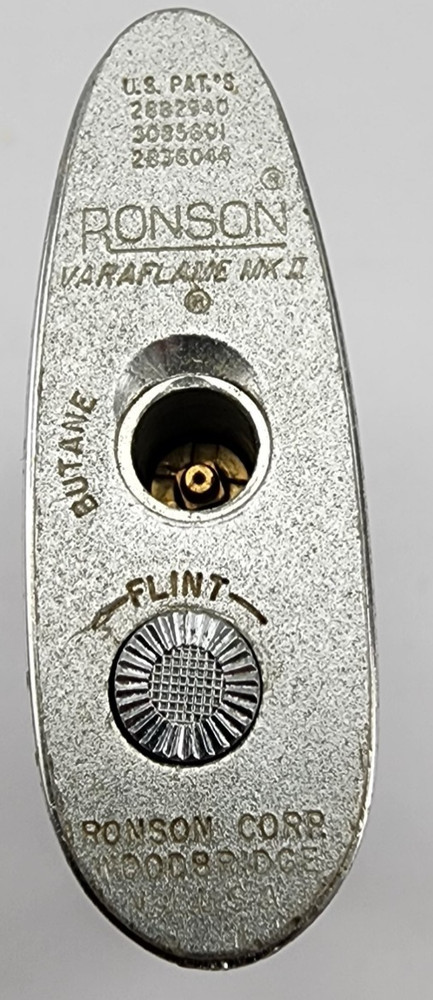 Vintage Ronson Varaflame Chrome Lighter Silver Textured Pattern Mid-Century