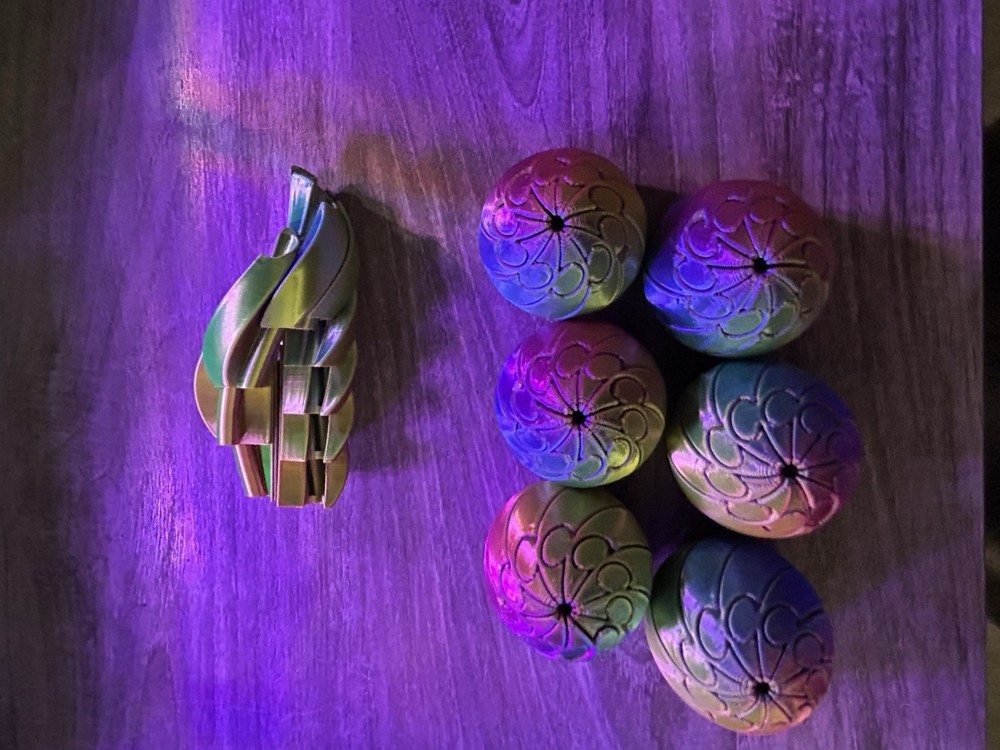 easter egg fidget 3d printed