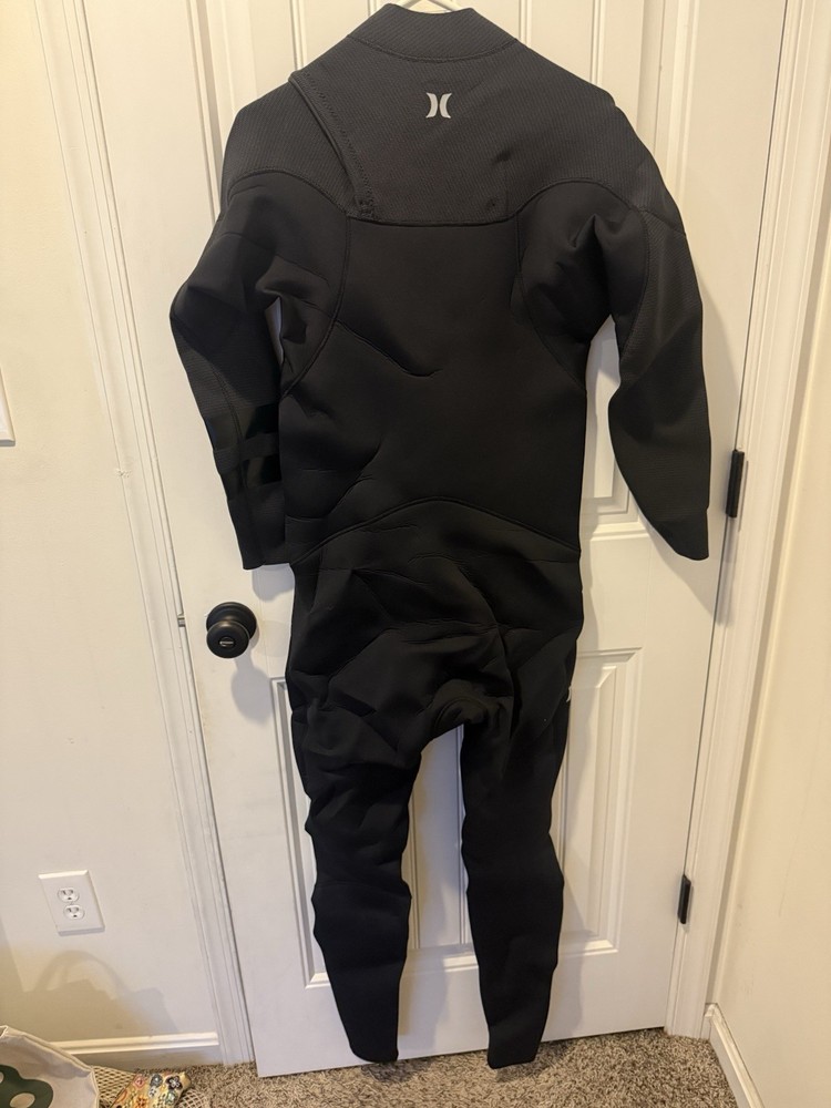 Hurley Men’s Wetsuit