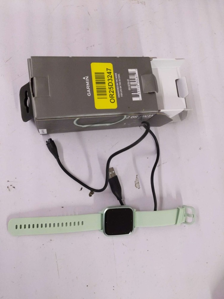 Garmin Venu Sq 2 – Open-box (Screen Minor Scratch)