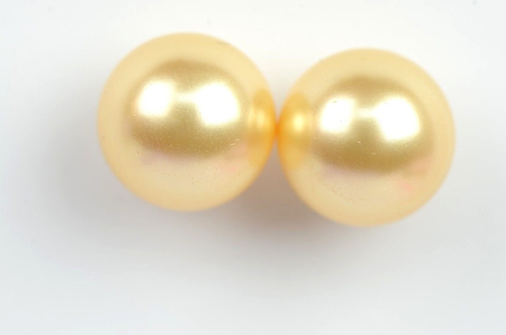 925 Sterling Silver Beautiful Classic Pearls Stud Earrings