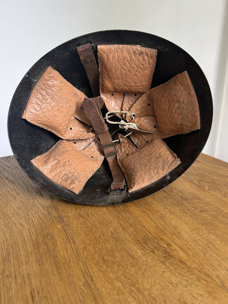 WW2 vz 32 Czech Helmet