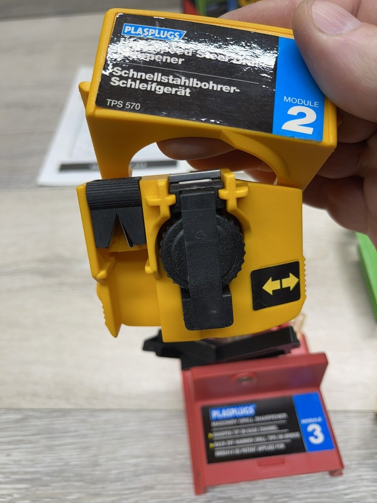 PLASPLUGS 4 in One Sharpener - Chisel Masonry Drill Knife Scissor