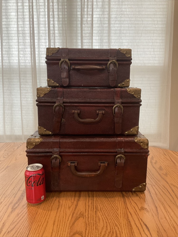 Nesting Trunks Faux Leather Steamer Suitcase 3Pc Set Replica Brass Edges Display