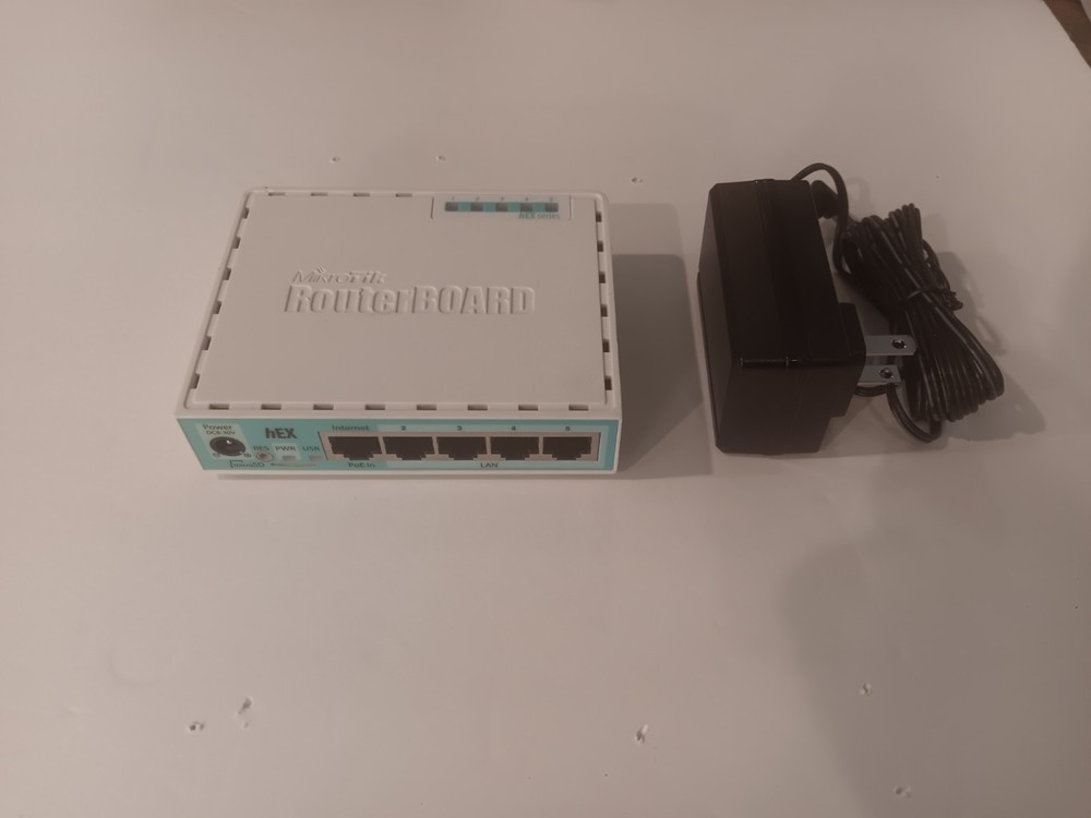 Mikrotik hEX Router - USED