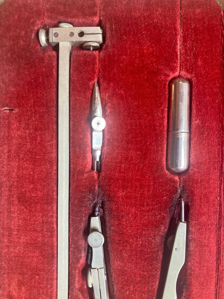 ANTIQUE GERMAN MADE TOWER DRAFTING TOOL KIT 5104 HARD CASE COMPASS W/ EXTENSION