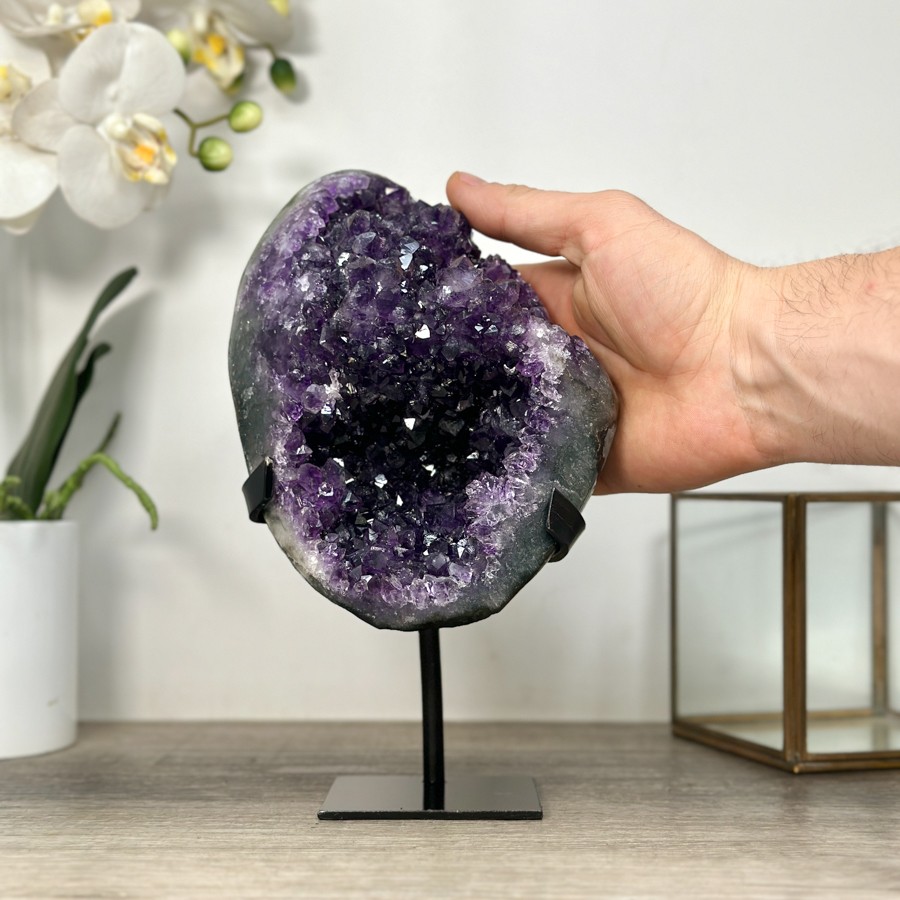 Amethyst Geode With Beautiful Crystal Formation. MWS2495