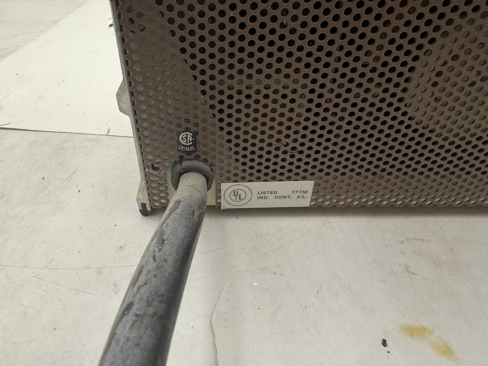 Staco Model: E1010VA AC Power Supply