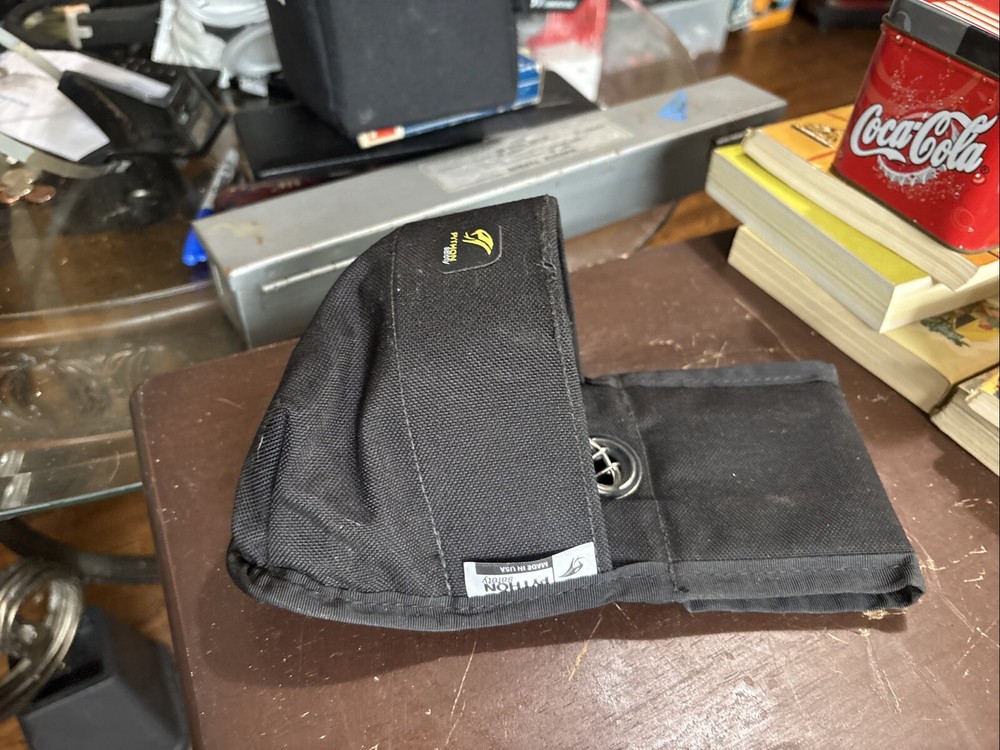 PYTHON SAFETY SINGLE TOOL HOLDER WITH RETRACTOR