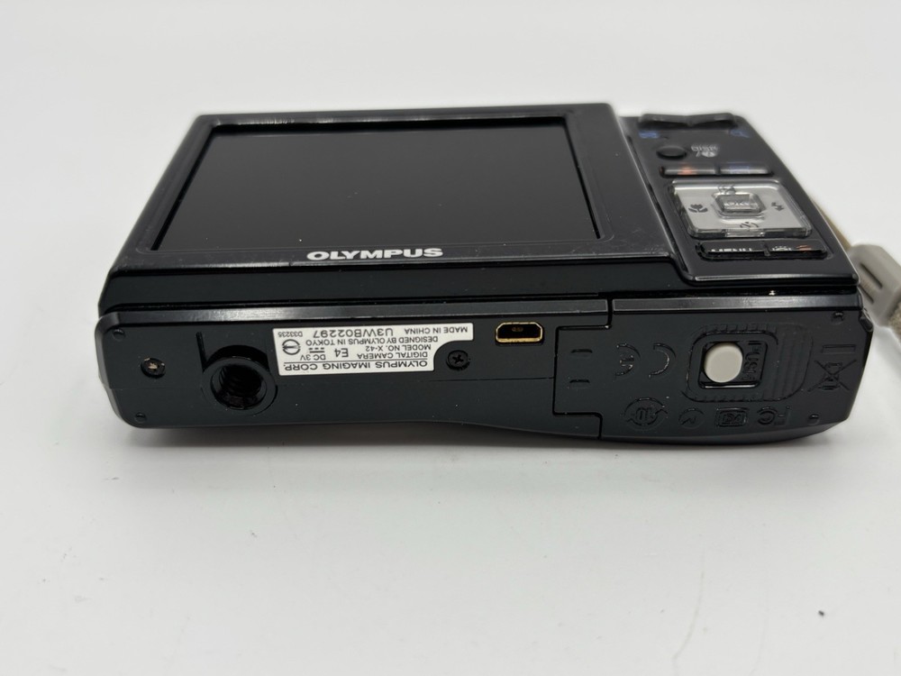 Olympus X-Series X-42 12.0MP Digital Camera - Black