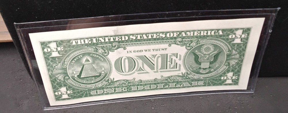 1957-A U.S. $1 SILVER CERTIFICATE 035A
