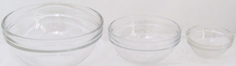 7-PIece Clear Glass Nesting Prep Bowls. New Without Box.
