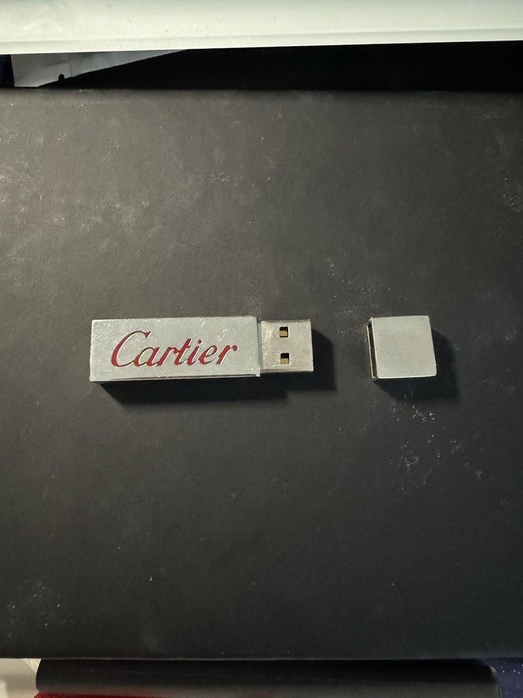 Cartier Flash drive - Authentic - Chrome