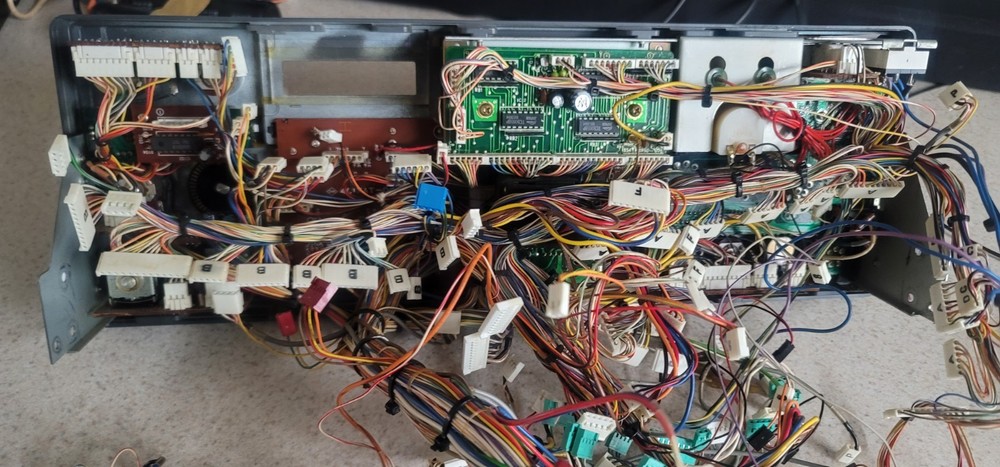 KENWOOD FRONT PANEL W/ DISPLAY CONTROLS SWITCHES METER ETC FOR TS 940S