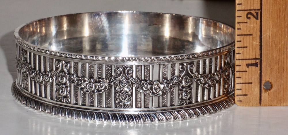 International Silver-plated Giftware Lion Accent/Wine Coaster Dish