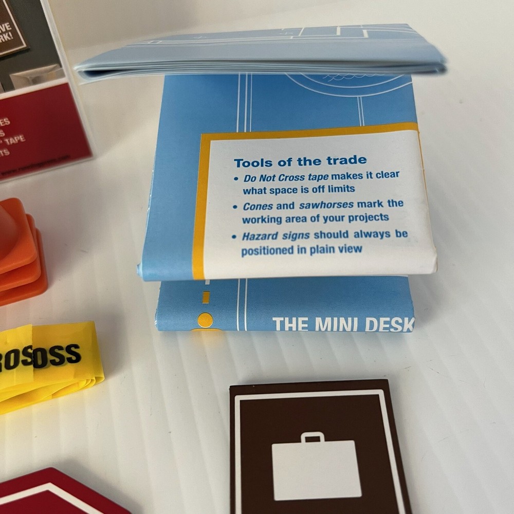 Running Press Mini Desk Construction Site Excellent Used Condition In Box