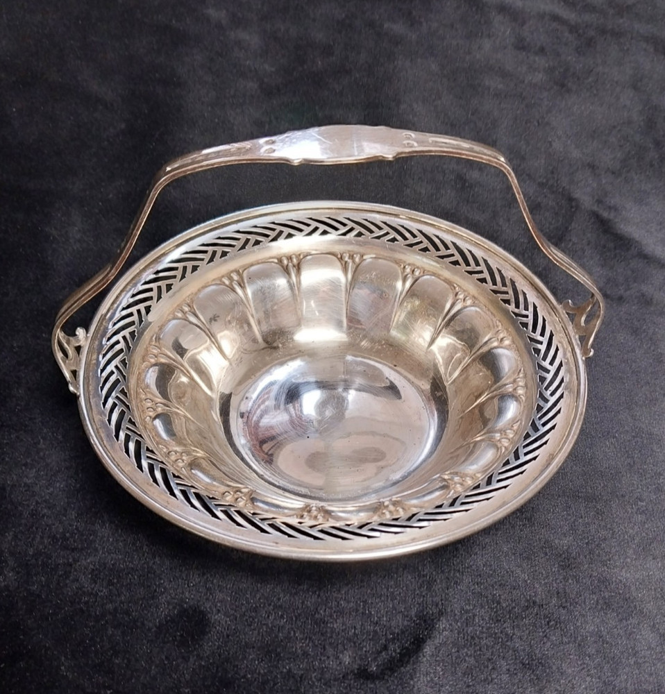 Vintage Gorham Solid Sterling Silver 5.5" Candy or Nut Dish Bowl w/ Handle #1061