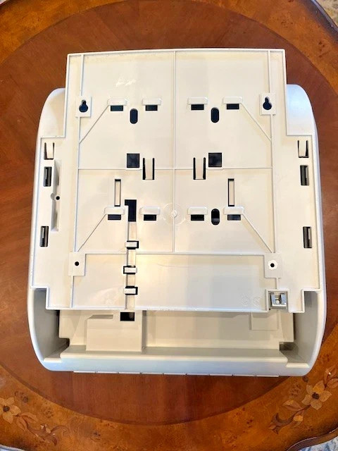 Automatic Touchless Paper Towel Dispenser – 10” – Hands‑Free