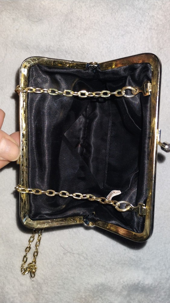 Vintage Beaded Purse! Sleek, Classy Pattern. Great Condition!