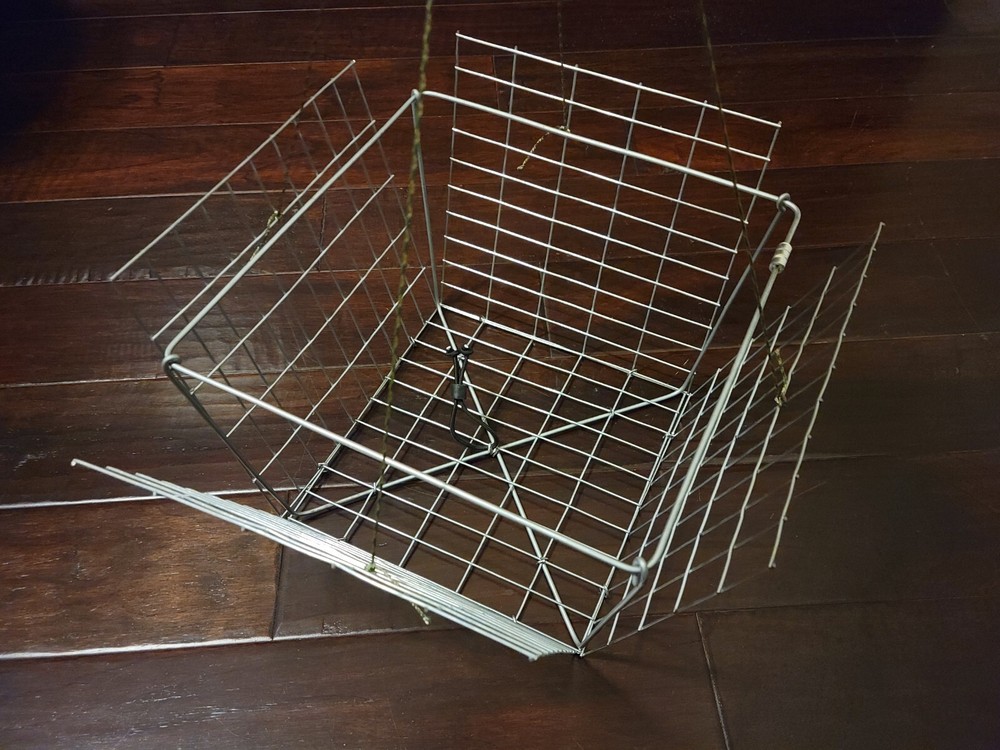 EZ-CRABBING Pack of 5 Open Panel Traps. Stackable. Catch blue crabs/stone crabs.