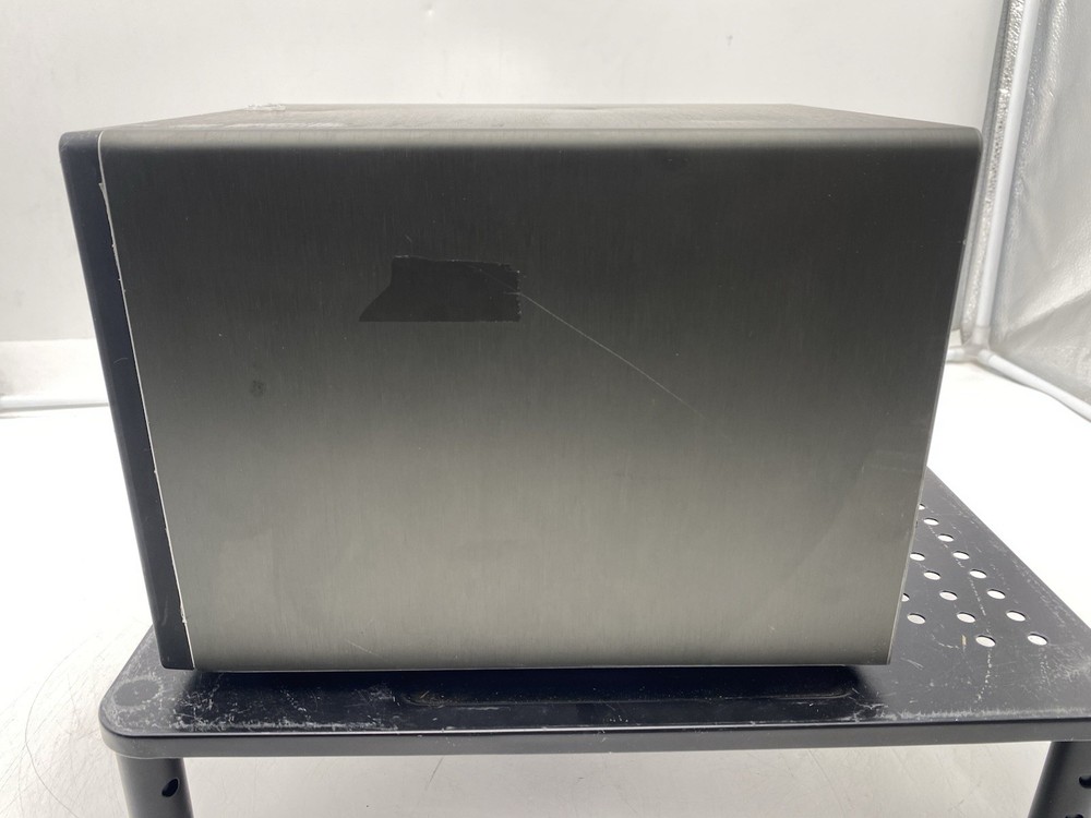 Datto S3B1000 4 Bay 3.5" NAS Storage Diskless / Missing One Caddy