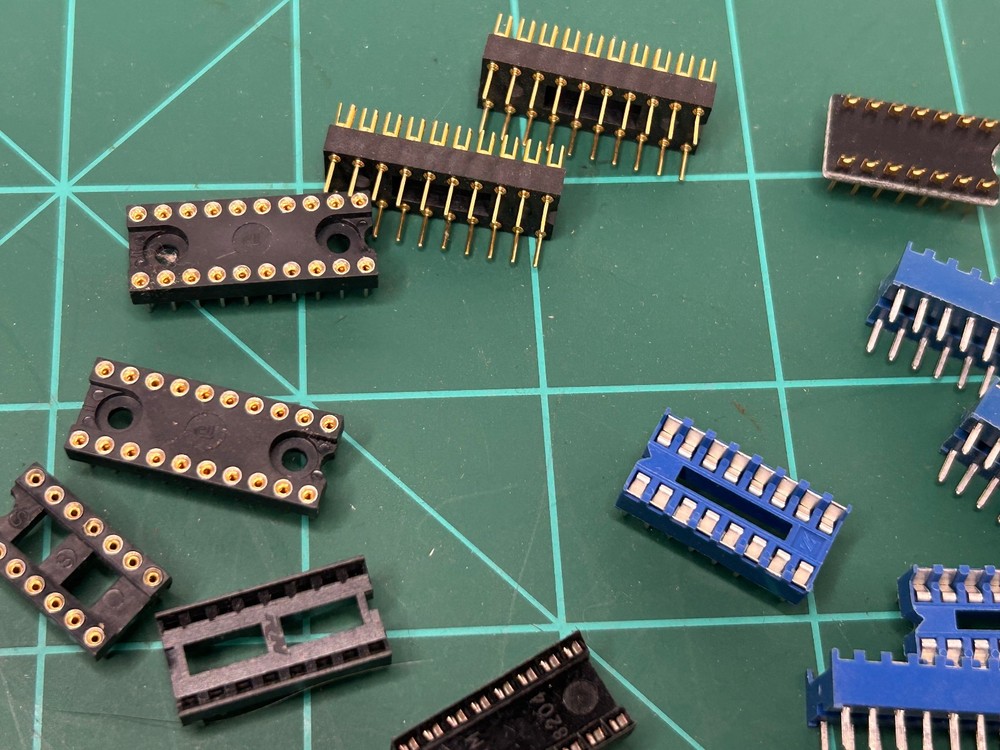 Vintage DIP IC socket assortment