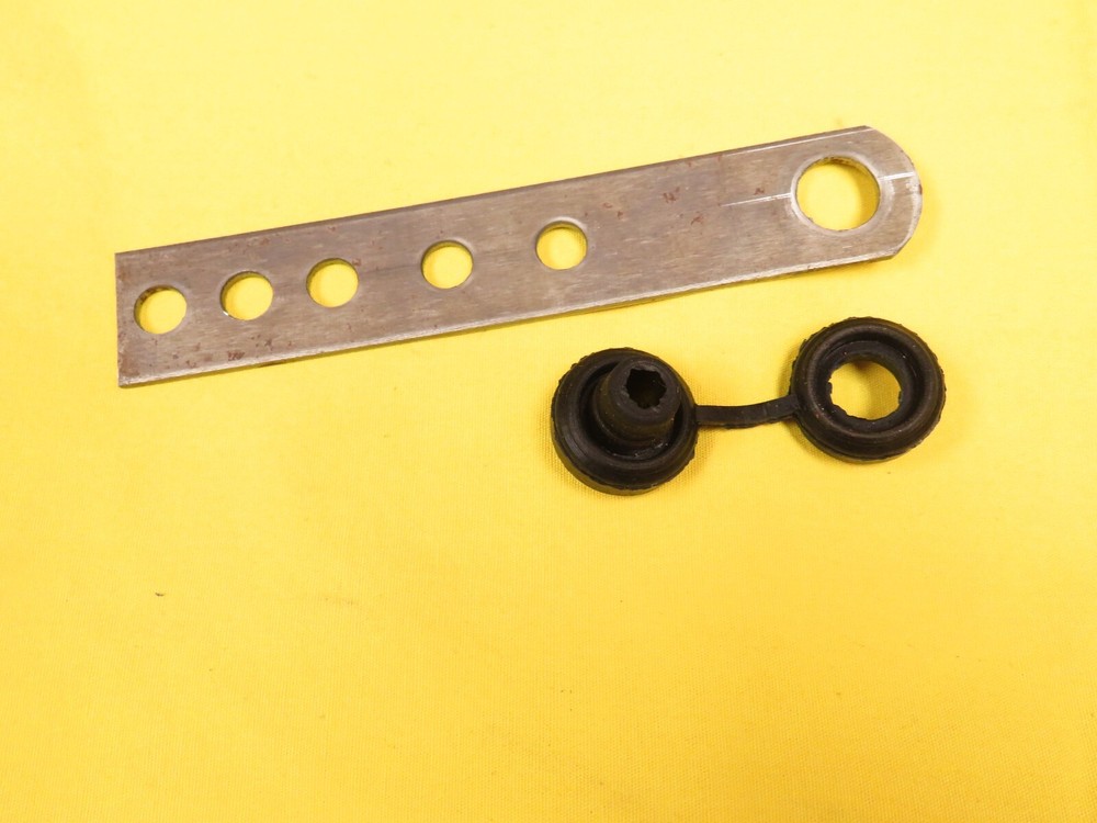 Universal Exhaust Hanger