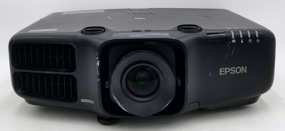 Epson PowerLite Pro G6900WU Projector