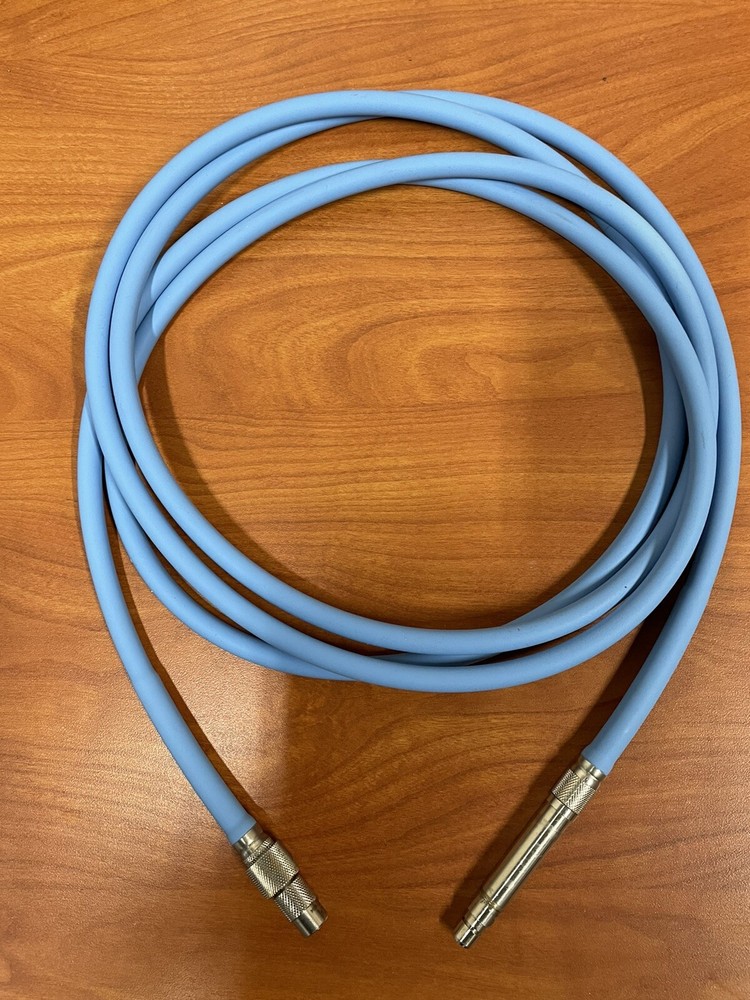 Dyonics 2143 Fiber optic light cable/ light blue .
