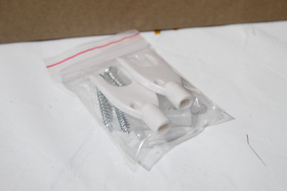 Centerpull towel dispenser DS-500