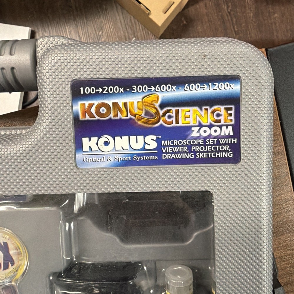 Konus KonuScience Zoom Microscope w/Projector Accessory Kit & Carrying Case NEW