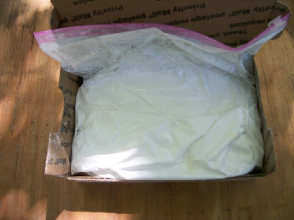 Pure White Titanium Dioxide Dyes & Pigment 2 lb
