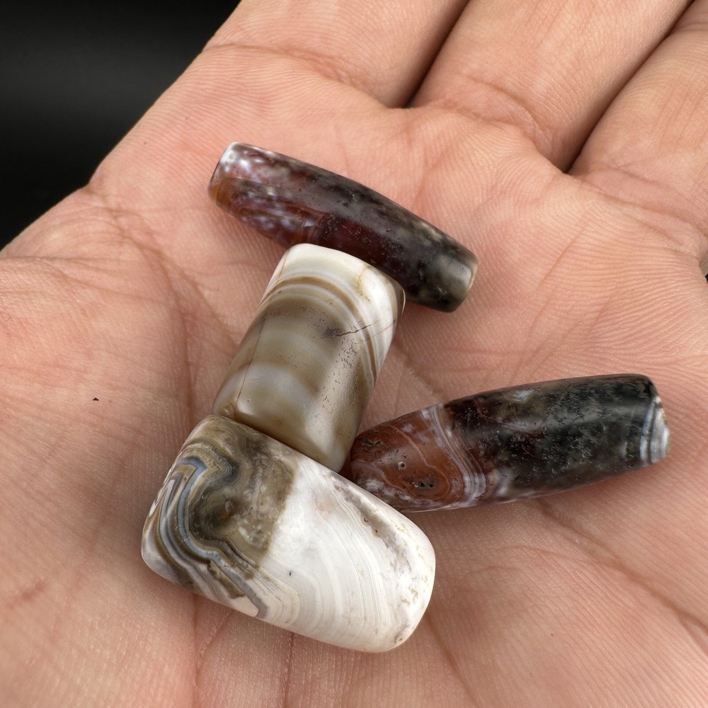 Rare Vintage Natural Pattern Suleimani Agate Beads Amulet