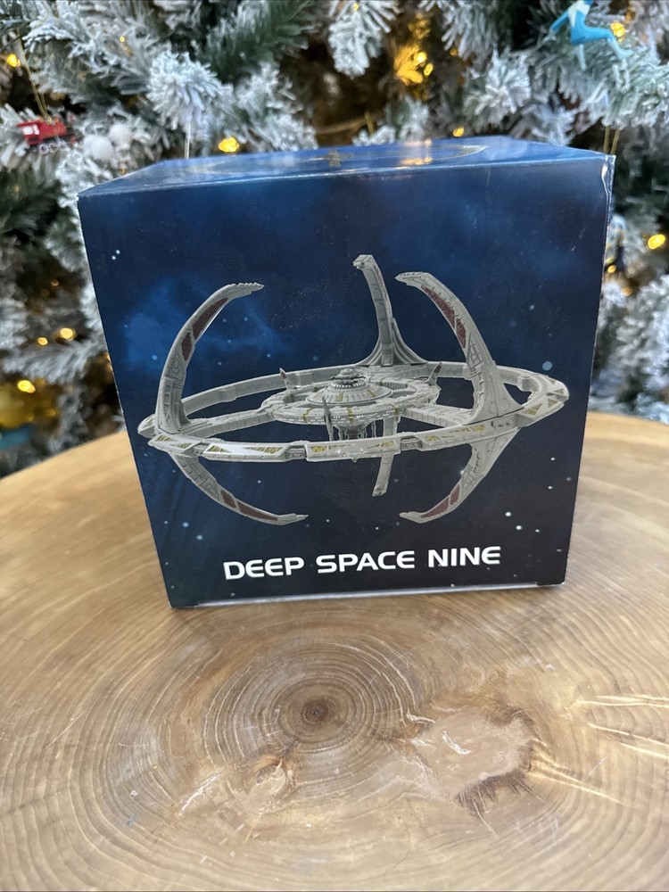 Deep Space 9 Star Trek Model New In Box By Eaglemoss