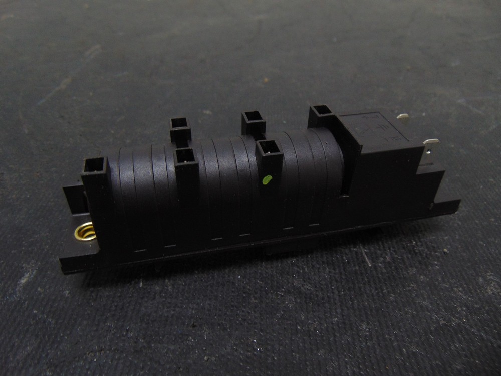 Frigidaire Range GCFG3070BFA Spark Module 808608804