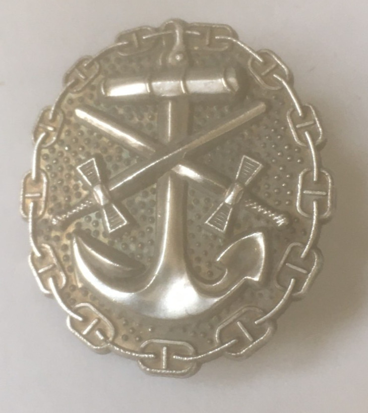 Navy  pin badge  heavy #2