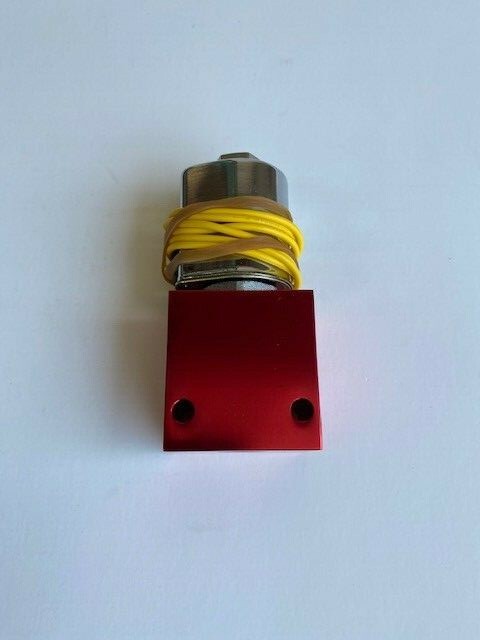 Lowrider Hydraulics single Delta Dump, anodized Red body, fresh shiny new