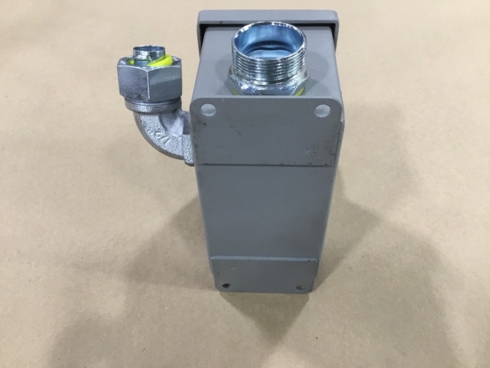 Wiegmann PBGX2 Enclosure With Emergency Stop Button #30T7