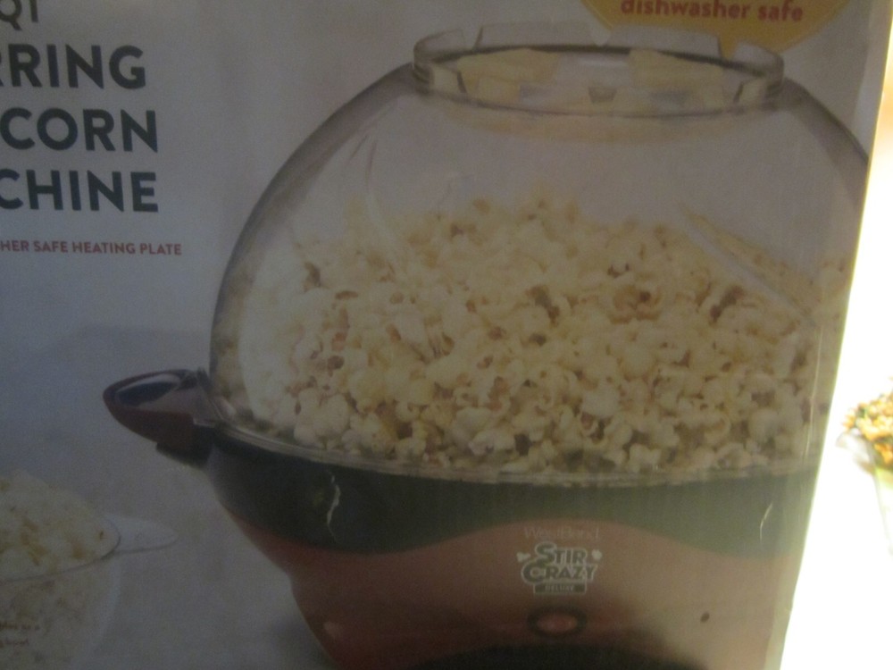 2014 West Bend Stir Crazy Corn Popper 6 Quart ( NOS )