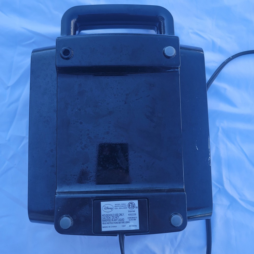 Disney Mickey Mouse Waffle Maker ~ Makes 4 ~ DCM-4 Tested Working