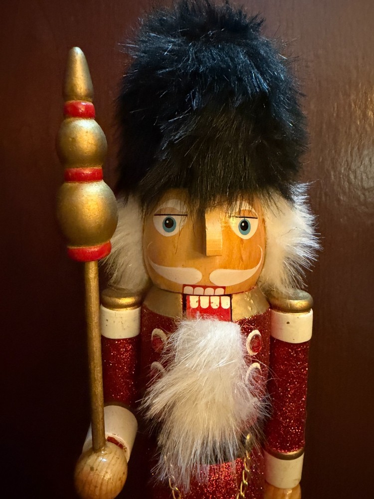 Global International Christmas Nutcracker Soldier