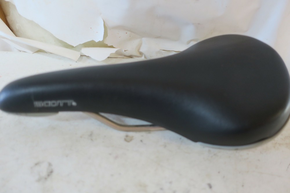 SCOTT Viscount  Padded Seat Saddle Black