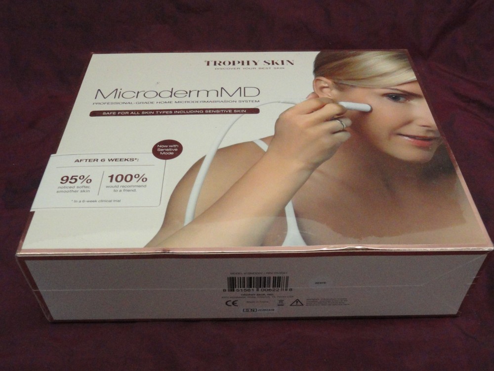 Trophy Skin TSMDD02 Microdermabrasion System - NEW