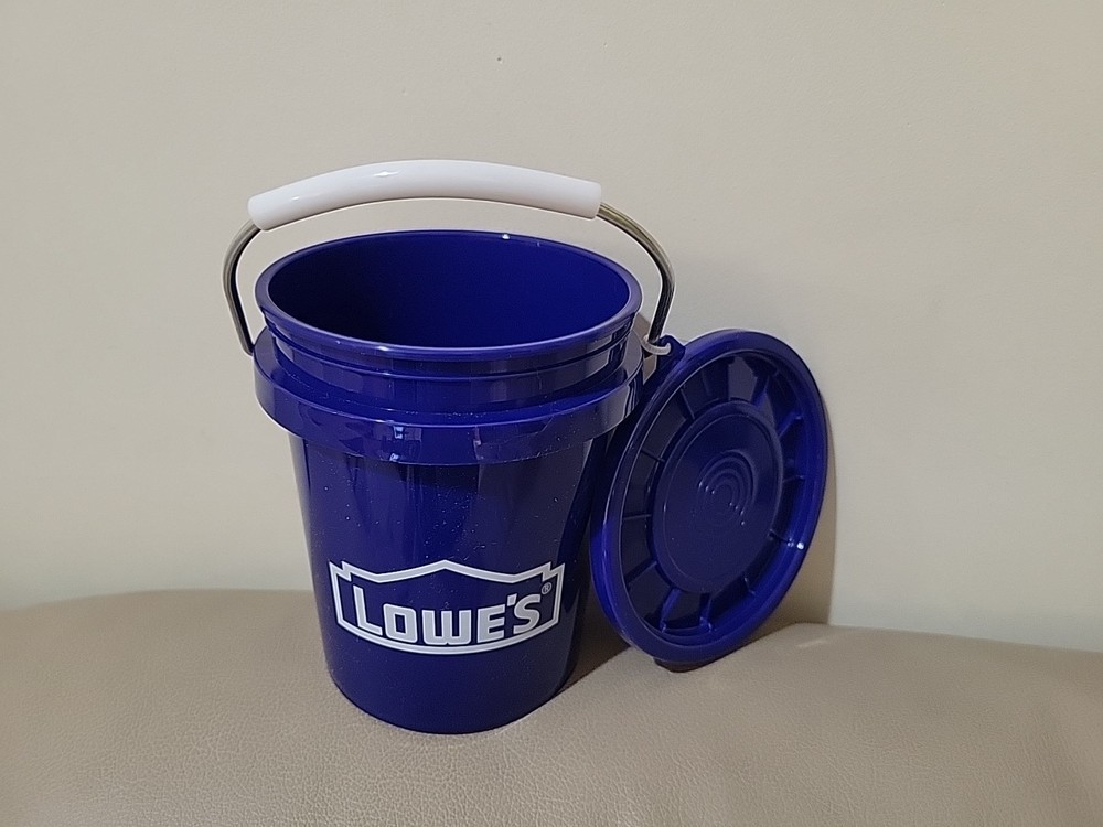 Lowe’s Mini Buckets with Lids – 1 Pack
