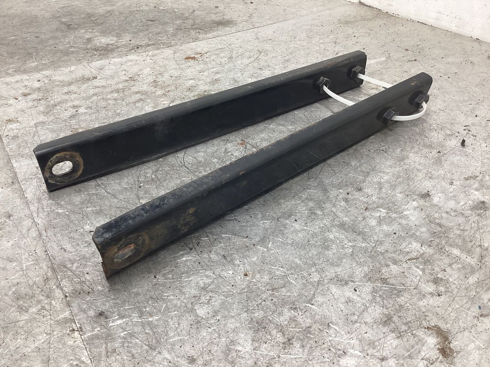 2000 Arctic Cat 500 4x4 Automatic OEM FRONT BUMPER MOUNT CHANNEL