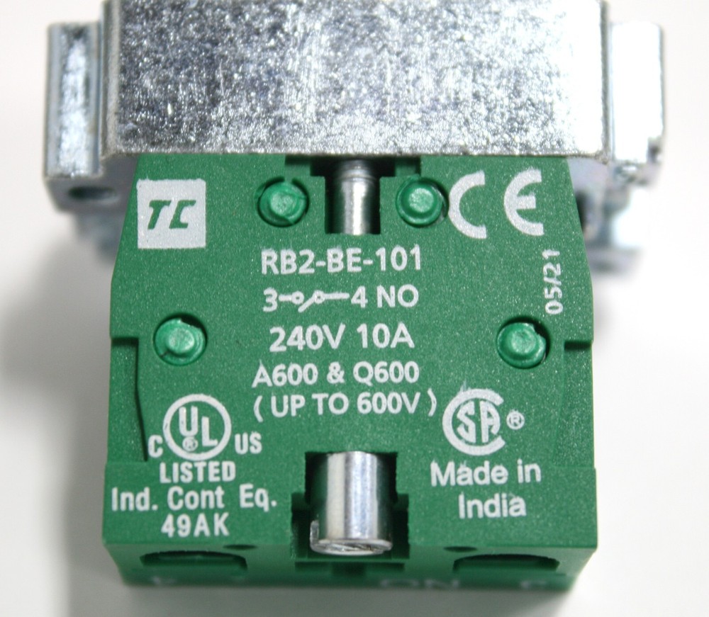 RB2-BD7 22.5mm 3 Pos Spring Return Left to Centre Selector Switch C/W 2NO BE101