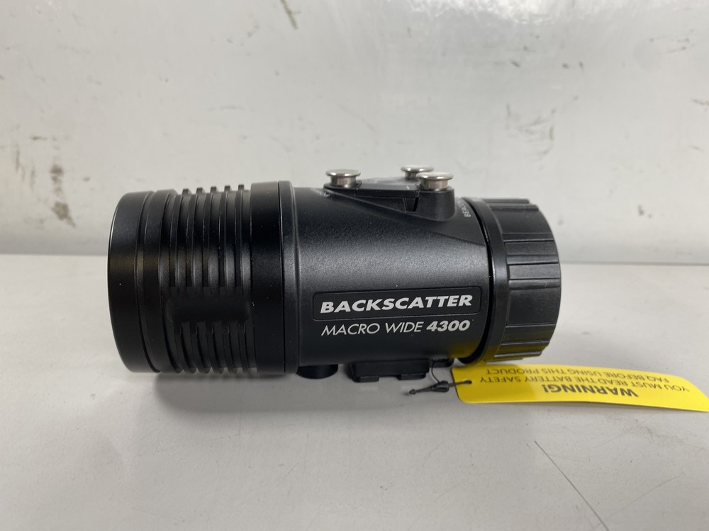 Backscatter Macro Wide 4300 Underwater Video Light MW-4300